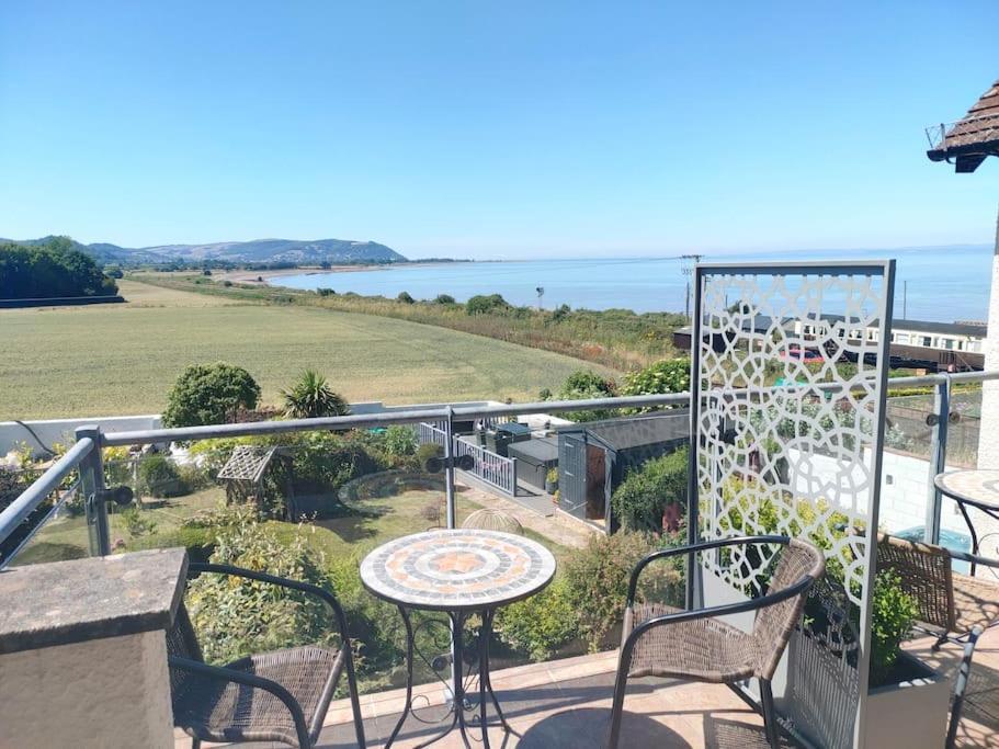 Blue Anchor House - Seaview, Hot Tub Apartments Zewnętrze zdjęcie